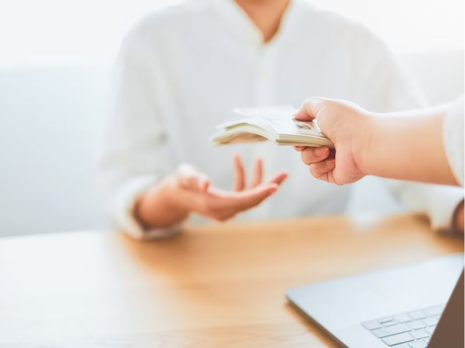 Mức lương từ 10 triệu nên vay tín chấp thế nào 